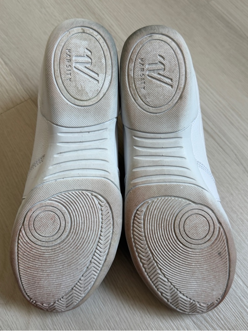 Varsity Huddle Cheerleading Shoes Womens 8.5 White Lace Up Cheer Athletic - Picture 7 of 16